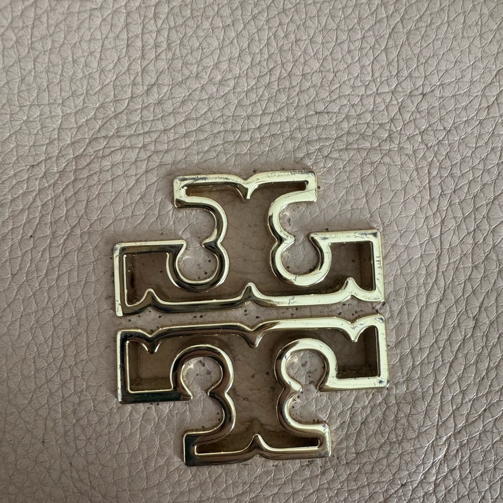 Tory Burch Beige Crossbody Bag with Gold Accents - Picture 2 of 3